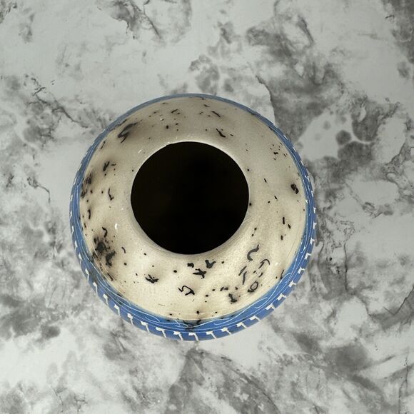 Native American Horse Hair Pottery Metallic Hand Painted Etched Pot Vase Signed - Picture 5 of 6
